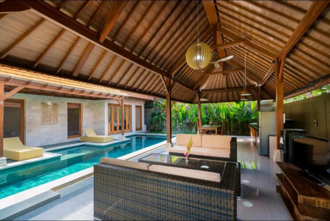 Three Brothers Bungalows & Villas Legian Dış mekan fotoğraf