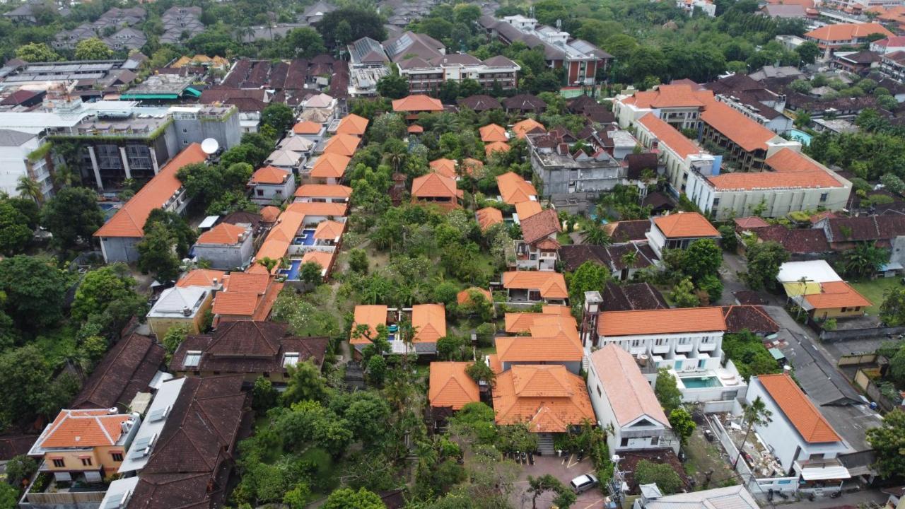 Three Brothers Bungalows & Villas Legian Dış mekan fotoğraf