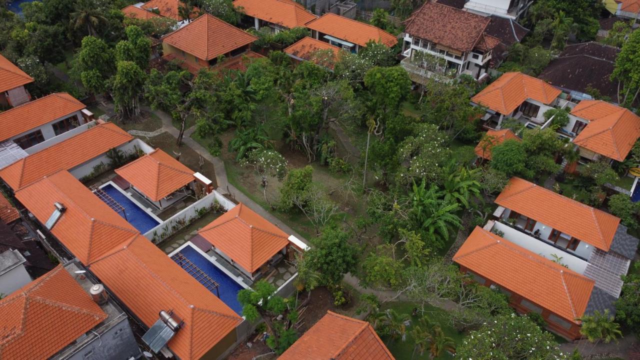 Three Brothers Bungalows & Villas Legian Dış mekan fotoğraf