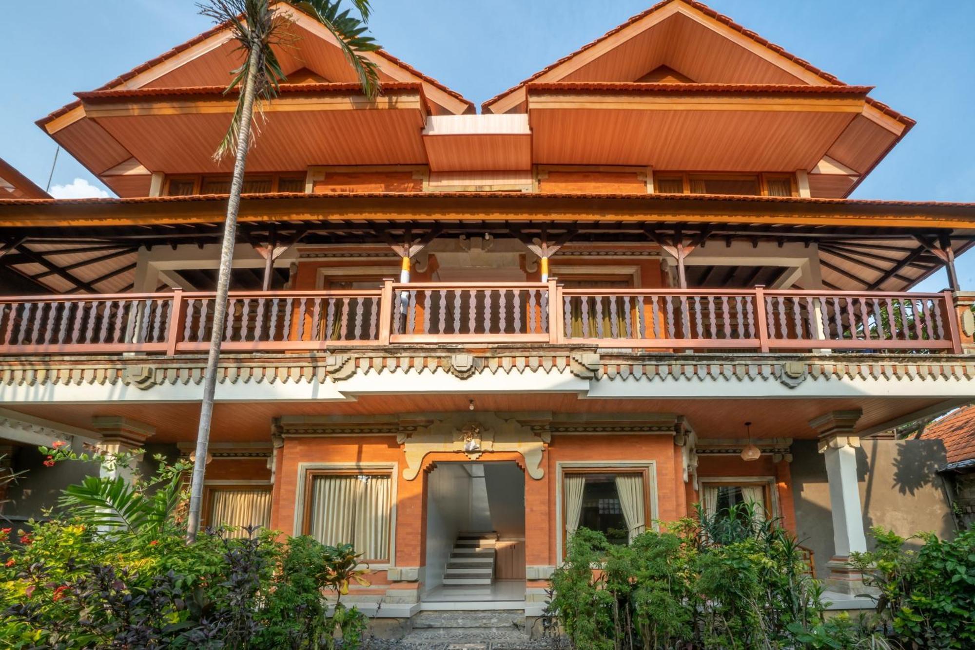 Three Brothers Bungalows & Villas Legian Dış mekan fotoğraf